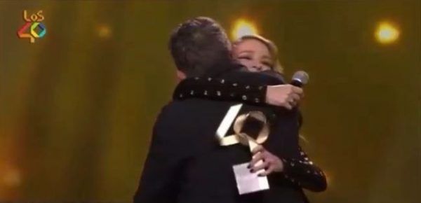 Alejandro Sanz y Silvia Abascal, Gran Momento en Los40 Music Awards